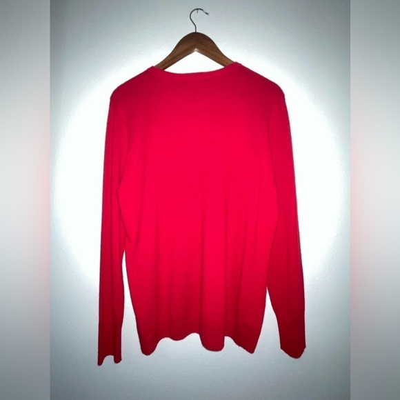 NWT 70% Wool 30% Cashmere Blend Classic Crew Neck Sweater in Red - Picture 2 of 9